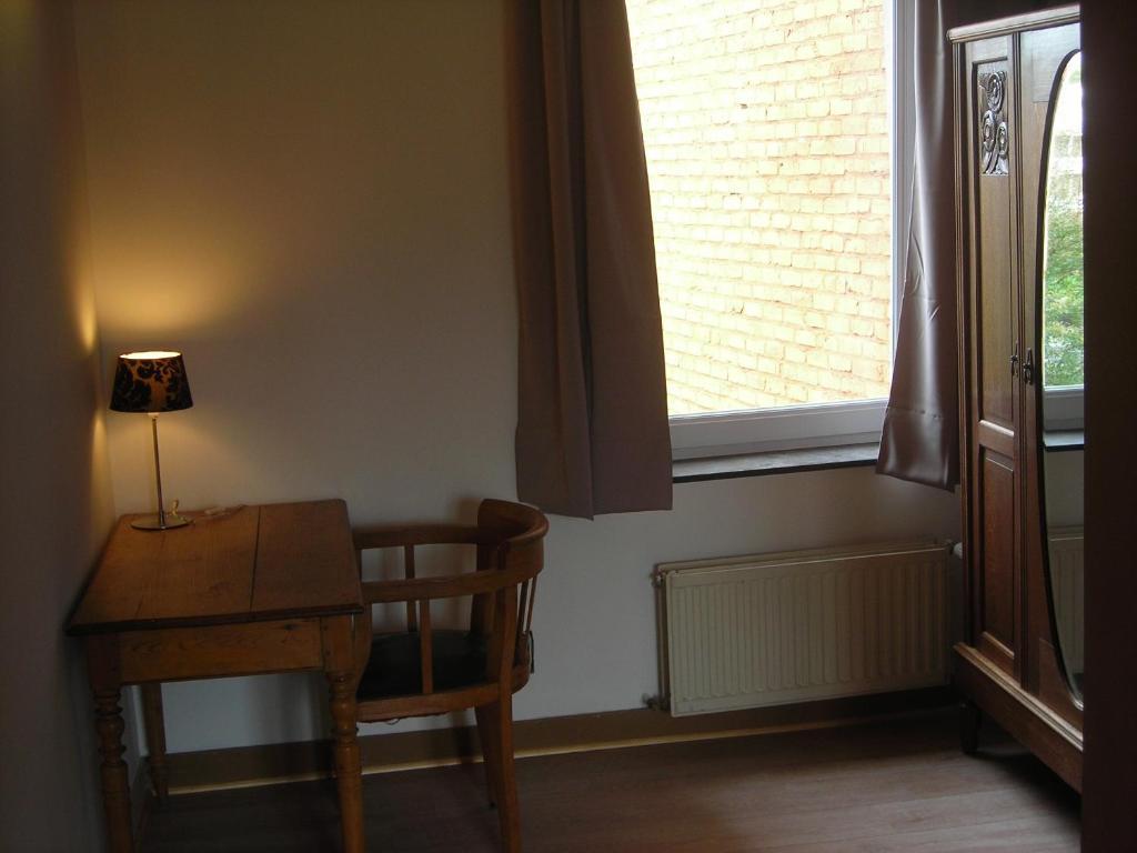 Hotel Huize Rafael à Louvain Chambre photo